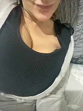 Veryvery30 online show from 11-21-25, 03:33