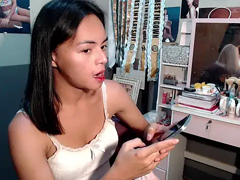 Snapshot of miya_khali chatting on 11-14-25, 08:24 miya khali online show from 11-14-25, 08:24