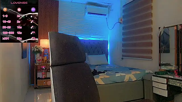 Paulalu95 online show from 04-13-26, 07:19