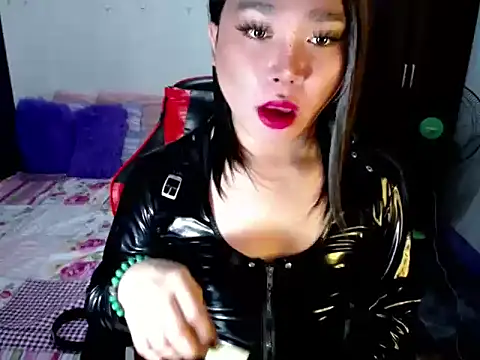 Urassiansweetcummer online show from 09-09-25, 09:14