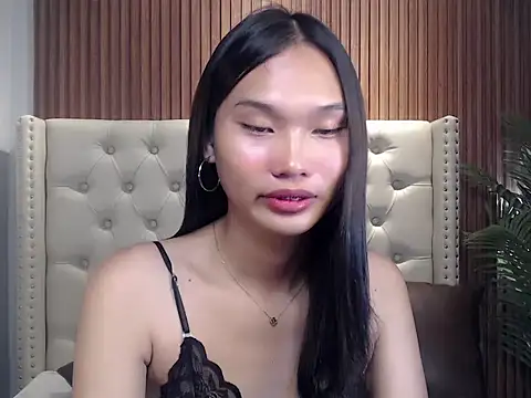 Snapshot of universal_slutt chatting on 02-25-26, 05:44 universal slutt online show from 02-25-26, 05:44