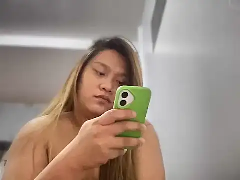 Snapshot of scarletx chatting on 02-04-26, 05:41 scarletx online show from 02-04-26, 05:41