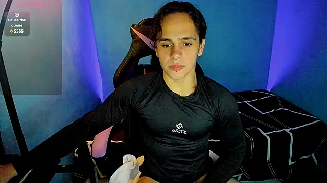 Snapshot of Maximiliano_scoott__ chatting on 09-12-25, 07:14 Maximiliano scoott online show from 09-12-25, 07:14