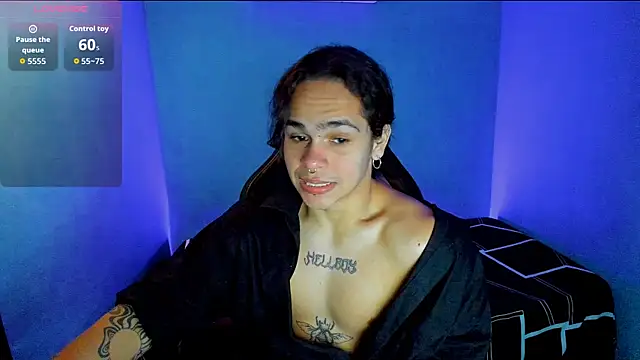 Snapshot of Maximiliano_scoott__ chatting on 09-19-25, 05:35 Maximiliano scoott online show from 09-19-25, 05:35