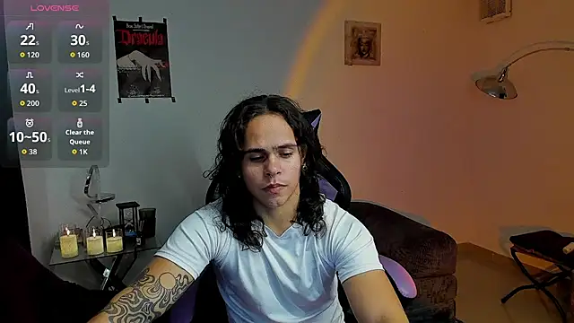 Snapshot of Maximiliano_scoott__ chatting on 11-20-25, 05:40 Maximiliano scoott online show from 11-20-25, 05:40