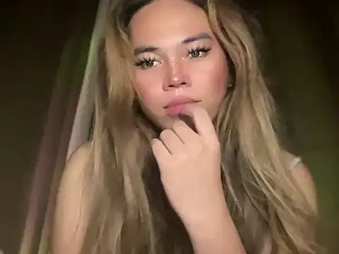 Snapshot of goddessofalltime chatting on 12-22-25, 03:42 goddessofalltime online show from 12-22-25, 03:42