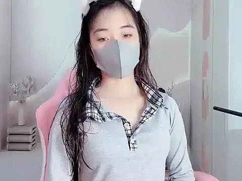 Snapshot of _KiuAnh_22 chatting on 01-17-26, 08:08 KiuAnh 22 online show from 01-17-26, 08:08