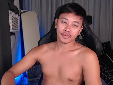 Snapshot of alexsuckable01 chatting on 02-26-26, 03:44 alexsuckable01 online show from 02-26-26, 03:44