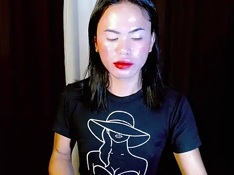 Snapshot of urhotty_megss chatting on 02-20-26, 07:47 urhotty megss online show from 02-20-26, 07:47