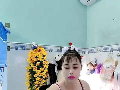 emgaixinhngoan online show from 09-25-25, 12:36