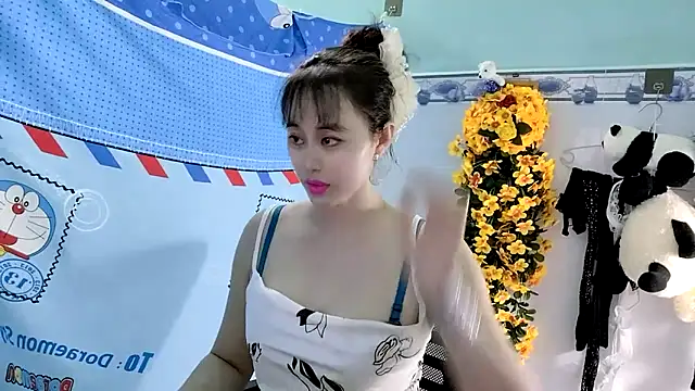 emgaixinhngoan online show from 10-02-25, 03:57