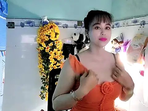 emgaixinhngoan online show from 10-05-25, 04:33