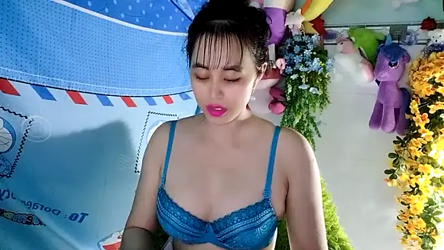 emgaixinhngoan online show from 10-16-25, 04:19