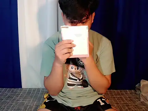 Reynelcock online show from 11-16-25, 11:05