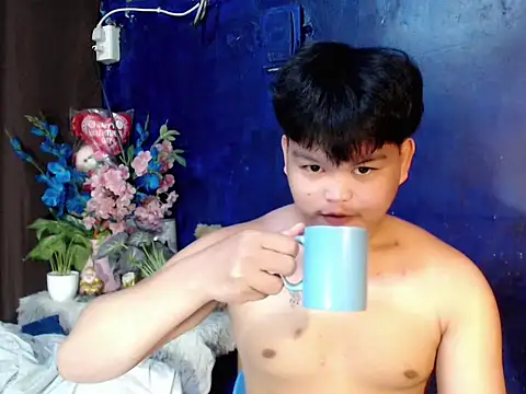 Reynelcock online show from 03-24-26, 04:17