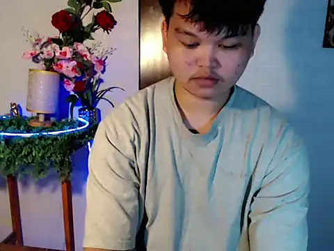 Reynelcock online show from 06-07-26, 03:54