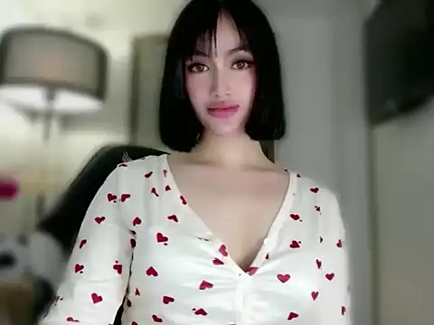 Snapshot of anna_lala7 chatting on 11-28-25, 01:19 anna lala7 online show from 11-28-25, 01:19