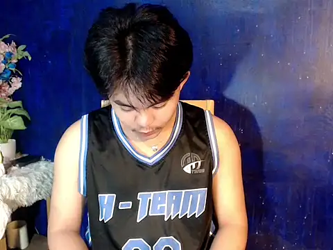 Snapshot of urguy_toshi chatting on 10-09-25, 04:21 urguy toshi online show from 10-09-25, 04:21