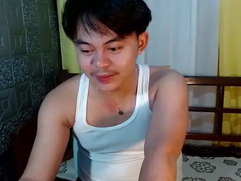 Snapshot of urguy_toshi chatting on 10-15-25, 07:47 urguy toshi online show from 10-15-25, 07:47