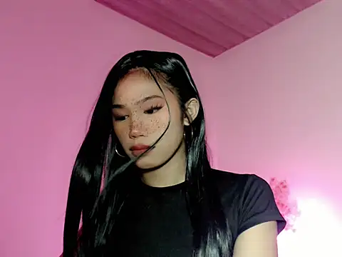 Snapshot of Maxine_Sucks chatting on 10-08-25, 12:14 Maxine Sucks online show from 10-08-25, 12:14