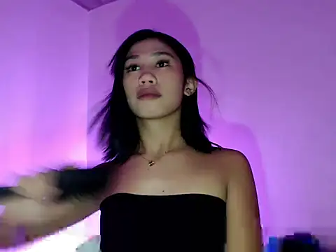 Snapshot of Maxine_Sucks chatting on 10-15-25, 12:38 Maxine Sucks online show from 10-15-25, 12:38