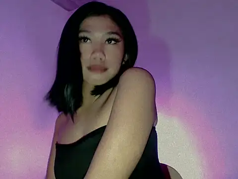 Snapshot of Maxine_Sucks chatting on 10-24-25, 01:07 Maxine Sucks online show from 10-24-25, 01:07