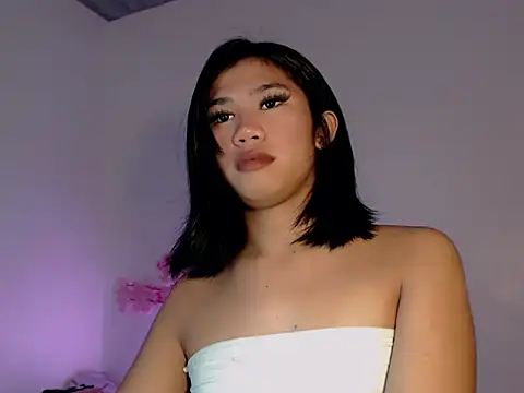 Snapshot of Maxine_Sucks chatting on 10-29-25, 01:35 Maxine Sucks online show from 10-29-25, 01:35