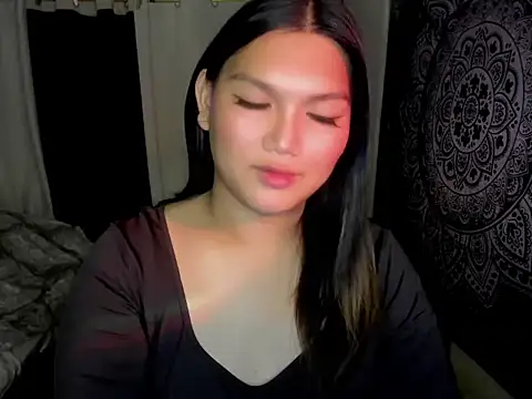 Snapshot of Lou_heart chatting on 01-10-26, 06:26 Lou heart online show from 01-10-26, 06:26