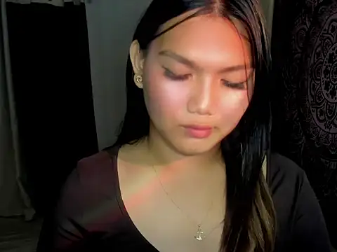 Snapshot of Lou_heart chatting on 02-09-26, 02:54 Lou heart online show from 02-09-26, 02:54
