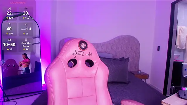 Snapshot of wensheng_ chatting on 11-14-25, 07:12 wensheng online show from 11-14-25, 07:12