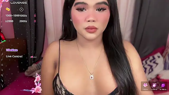 Snapshot of ursweet_sofia chatting on 07-14-26, 11:05 ursweet sofia online show from 07-14-26, 11:05