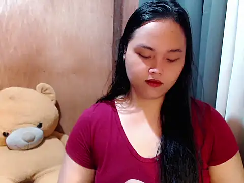  Lylia online show from 02-17-26, 08:48