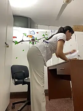 aphrodite sexy online show from 10-20-25, 04:18