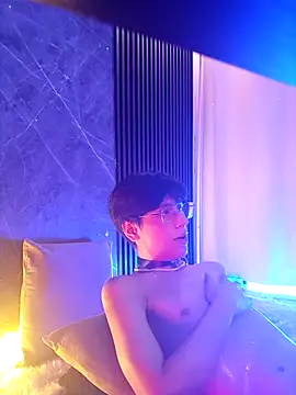 Snapshot of luixdust_ chatting on 09-10-25, 10:15 luixdust online show from 09-10-25, 10:15