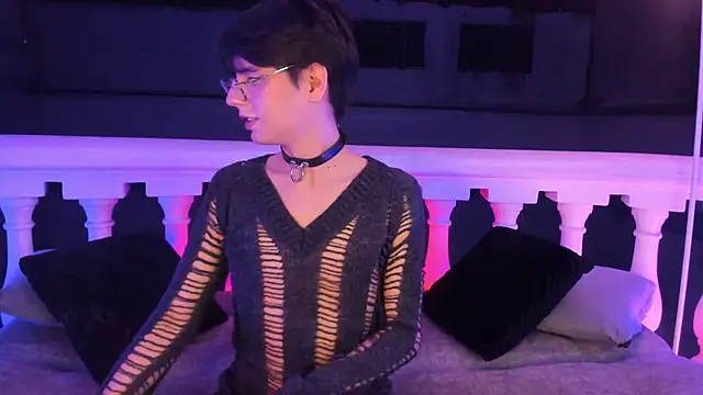 Snapshot of luixdust_ chatting on 09-20-25, 05:08 luixdust online show from 09-20-25, 05:08