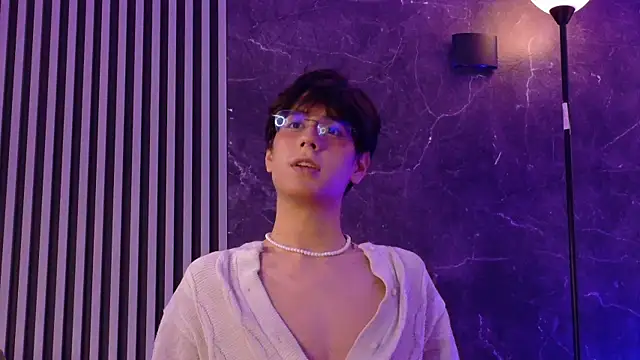 Snapshot of luixdust_ chatting on 09-22-25, 05:53 luixdust online show from 09-22-25, 05:53