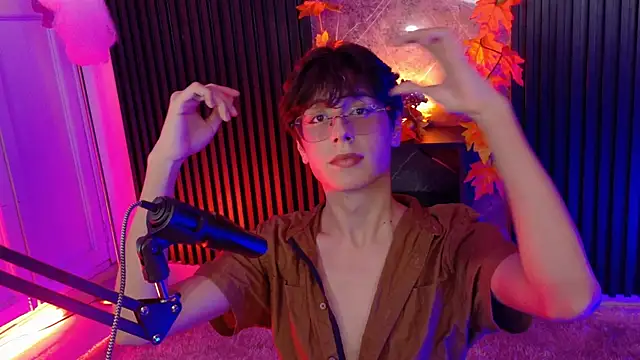 Snapshot of luixdust_ chatting on 10-02-25, 04:30 luixdust online show from 10-02-25, 04:30