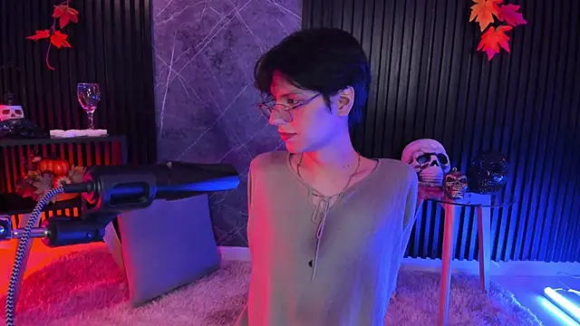 Snapshot of luixdust_ chatting on 10-22-25, 04:02 luixdust online show from 10-22-25, 04:02