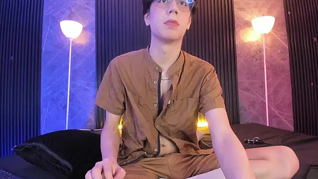 Snapshot of luixdust_ chatting on 11-05-25, 05:07 luixdust online show from 11-05-25, 05:07