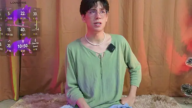 Snapshot of luixdust_ chatting on 12-15-25, 06:17 luixdust online show from 12-15-25, 06:17