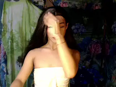 Snapshot of Filipina_milker chatting on 02-27-26, 05:02 Filipina milker online show from 02-27-26, 05:02