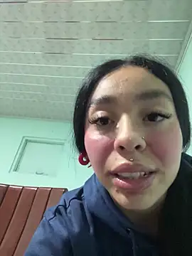 Snapshot of Xiiki chatting on 04-23-26, 02:57 Xiiki online show from 04-23-26, 02:57