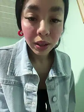Snapshot of Xiiki chatting on 04-24-26, 02:03 Xiiki online show from 04-24-26, 02:03