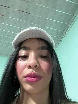Snapshot of Xiiki chatting on 05-11-26, 03:56 Xiiki online show from 05-11-26, 03:56