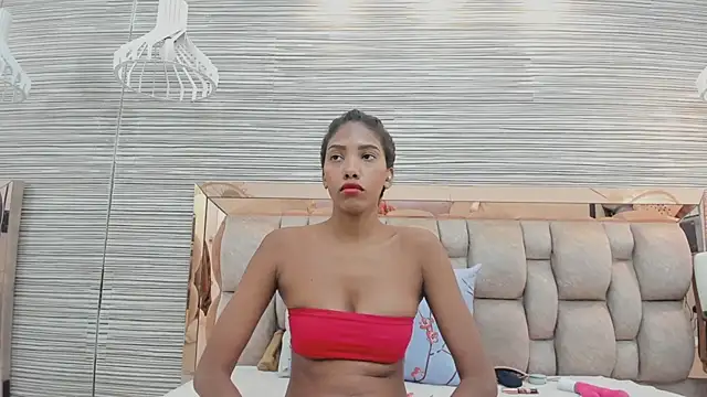 ikia lopez  online show from 07-18-26, 12:09