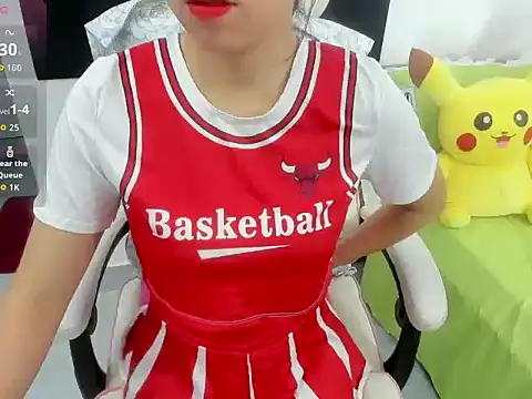 LuckyBabe new01 online show from 09-17-25, 02:30