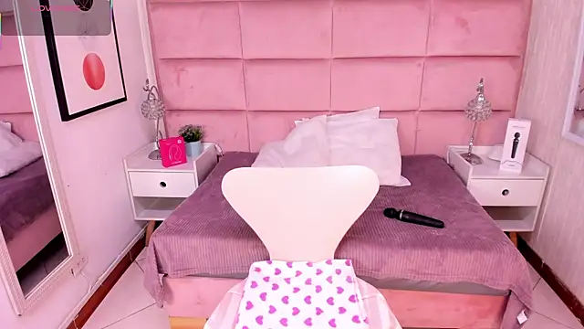 Janah Myers online show from 12-04-25, 12:47