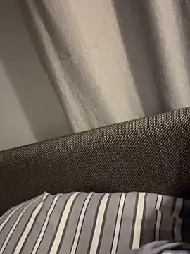 Snapshot of small_dick123_ chatting on 03-10-26, 06:24 small dick123 online show from 03-10-26, 06:24