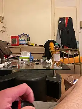 Snapshot of jackadi33 chatting on 10-31-25, 08:21 jackadi33 online show from 10-31-25, 08:21