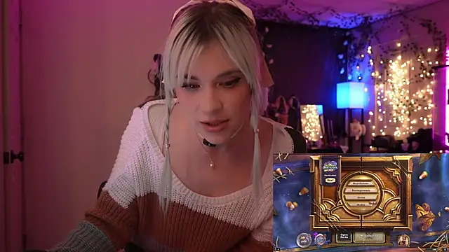 littlelune online show from 10-12-25, 12:20